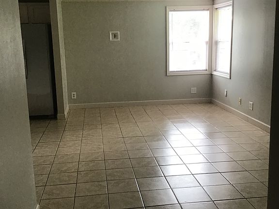 2nd image of 237 Hawkins Ave #B