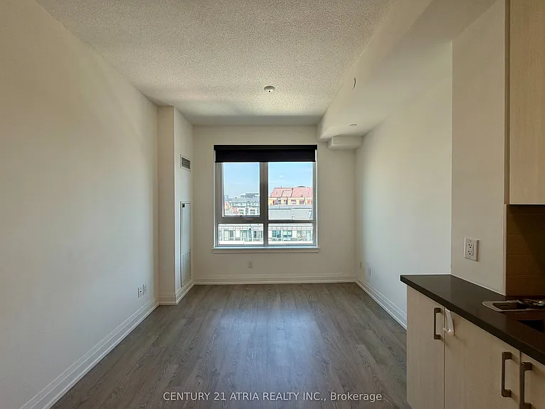 591 Sheppard Ave E #1001 — Photo 6