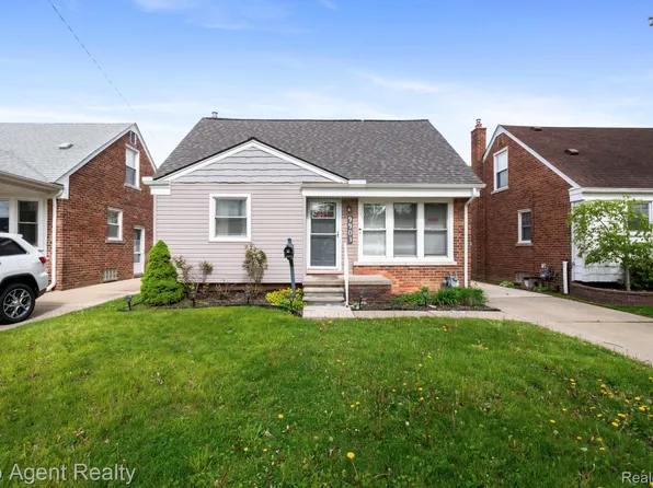 9903 Ruth Ave, Allen Park, MI 48101