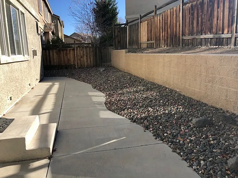 2379 Dodge Dr — Photo 8