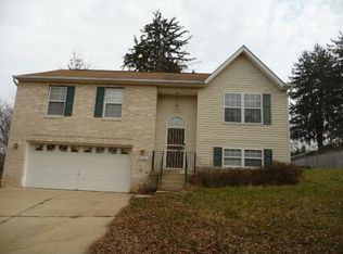 7606 Bentree Rd, Fort Washington, MD 20744