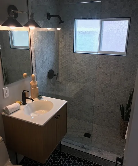 4664 Kansas St — Photo 5