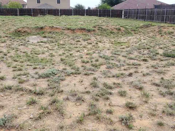 618 Cowbird Cove Ct, Laredo, TX 78045