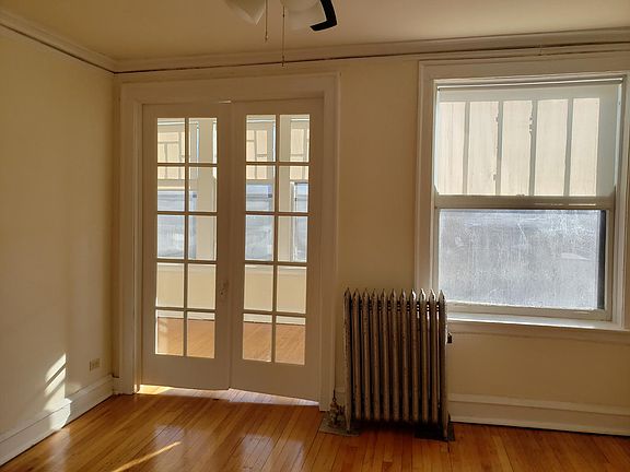 4th image of 3544 W Leland Ave #2