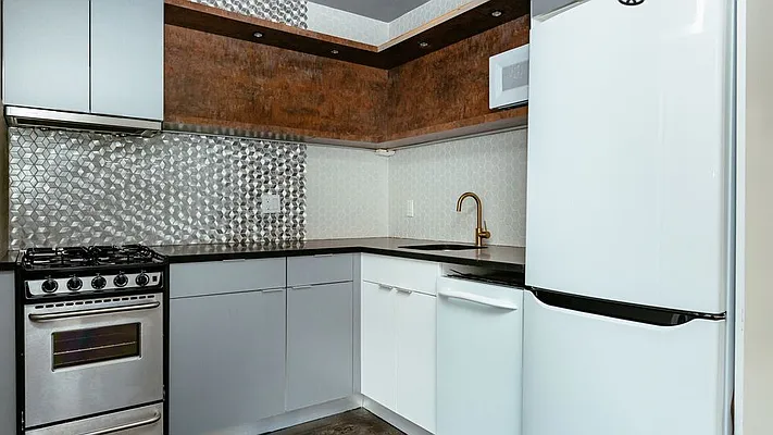 Rented by Nooklyn NYC LLC | media 3