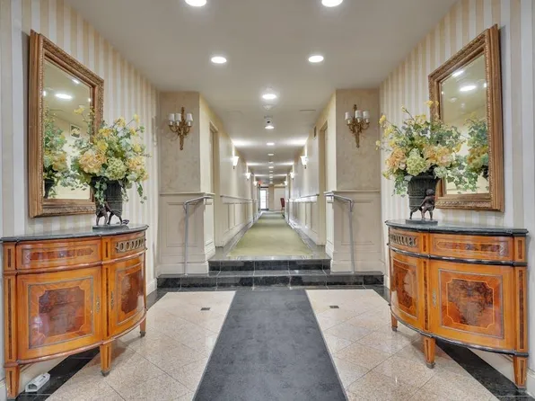 8800 Blvd East image 3 of 17