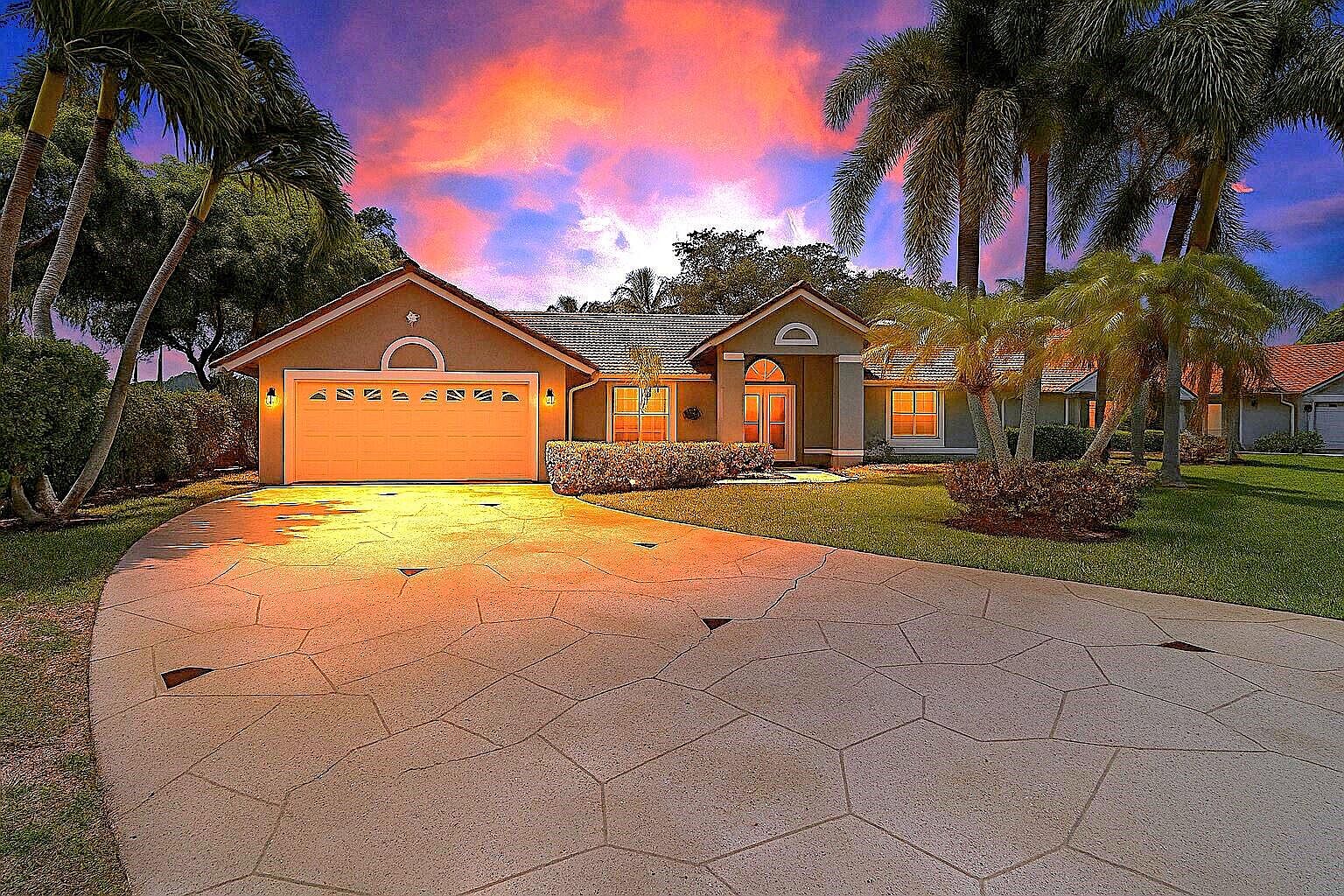 6073 Wedgewood Village Circle