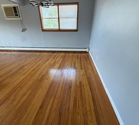 4th image of 17 Acorn Rd #2