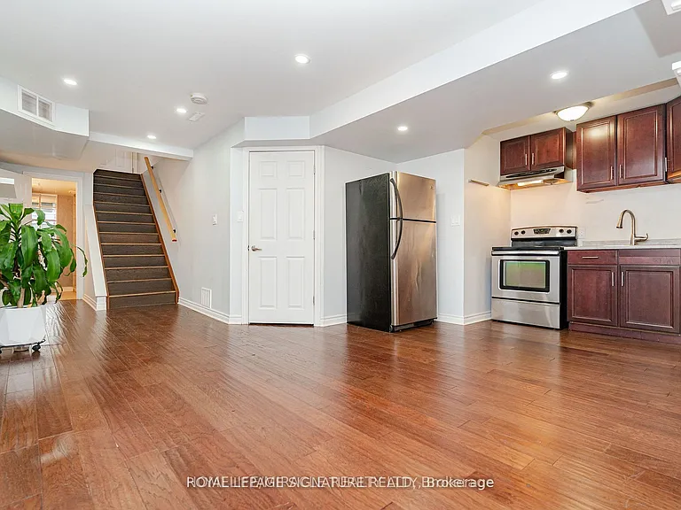 1 Muscadel Rd #BASEMENT — Photo 2