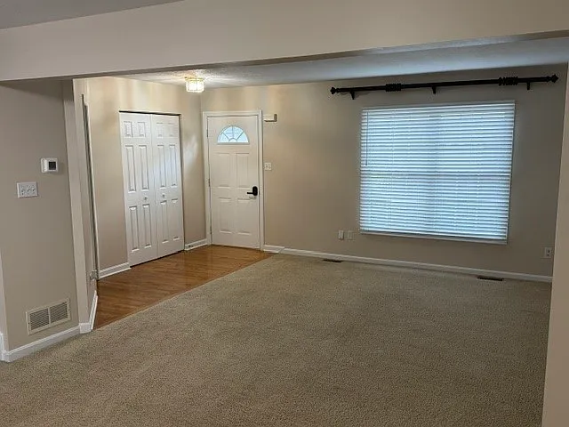 3 bed, 2.5 bath, $2,300 — Photo 4