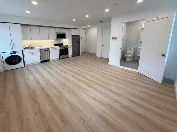 39-44 47th Avenue image 1 of 9