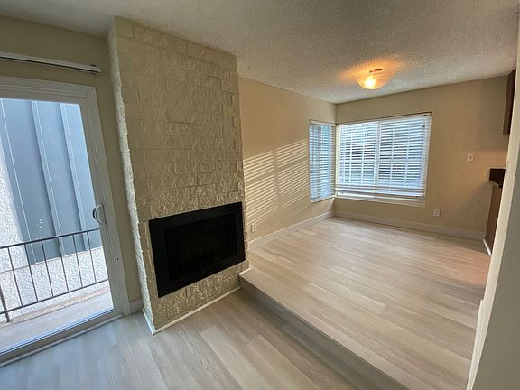5th image of 1536 S Bundy Dr APT 107