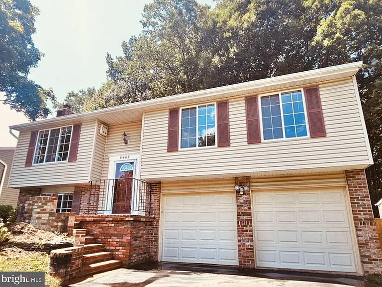 8465 Summer Breeze Ln — Photo 1