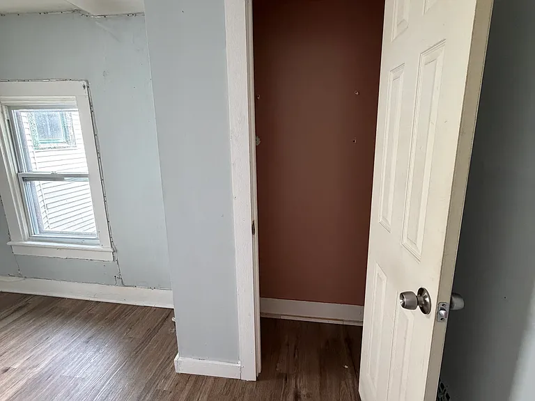 208 Beecher St — Photo 16