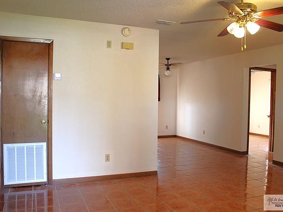 2nd image of 101 Bearfield Ln