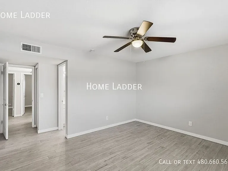 300 S Monterey St — Photo 17