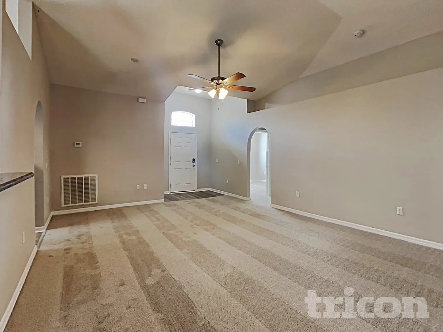 3259 Garden Acres Court W Jacksonville FL — Photo 3