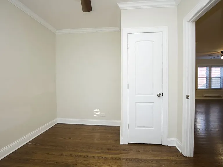 4222 N Clark St #4 — Photo 13