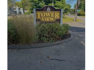 51 Hilltop Dr, Weatogue, CT 06089
