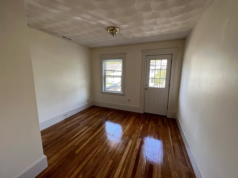 154 Summer St #2 — Photo 7