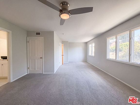 4th image of 11569 Viking Ave