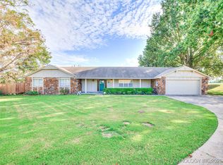 1410 W 91st St S, Tulsa, OK 74132