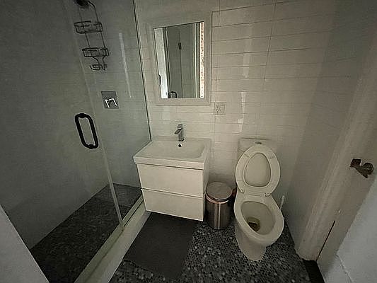 5th image of 30-60 44th St #3R
