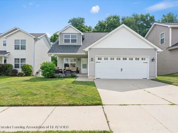 2520 Winterberry St, Holt, MI 48842