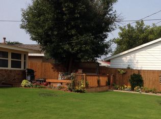 207 Apache Trl, Tulia, TX 79088