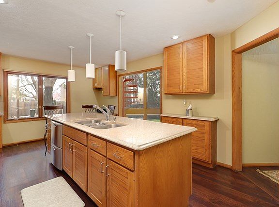 4th image of 2503 Teakwood Ln