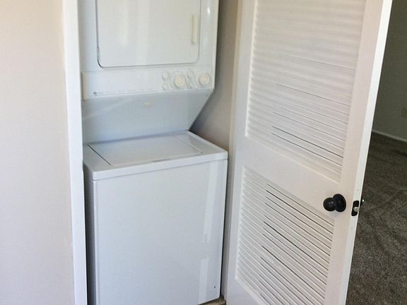 5th image of 4062 Statesman Pkwy APT Q