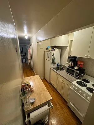 Rented by City Connections Realty | media 15