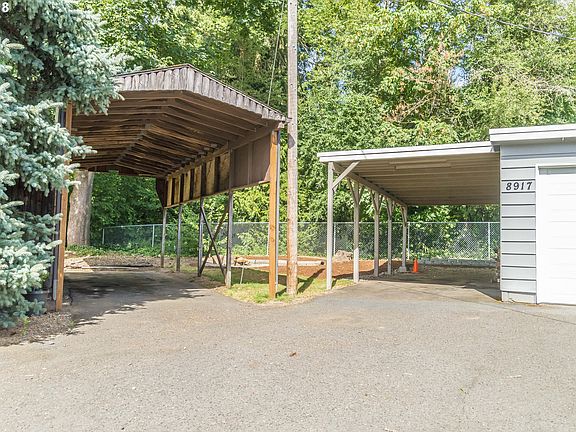 5th image of 8917 NE 30th Ave