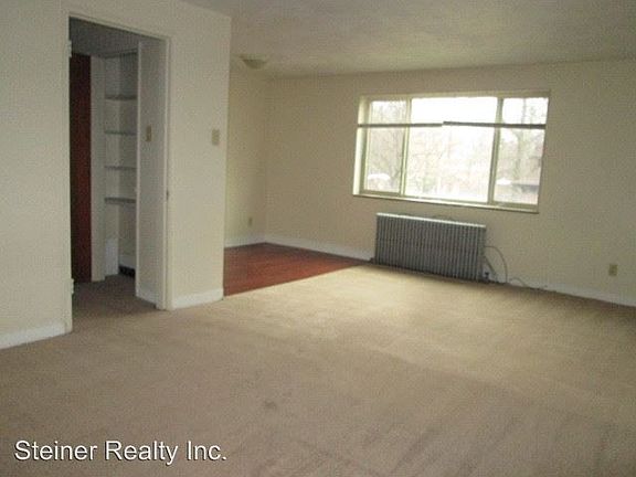 5th image of 101 Lloyd Ave APT 9