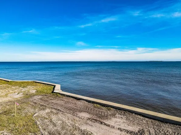 2156 Highway 98 W, Carrabelle, FL 32322