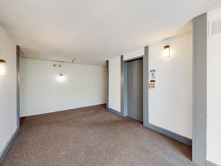 403 N Oakhurst Dr #104 — Photo 20