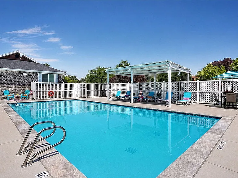 Heated Swimming Pool