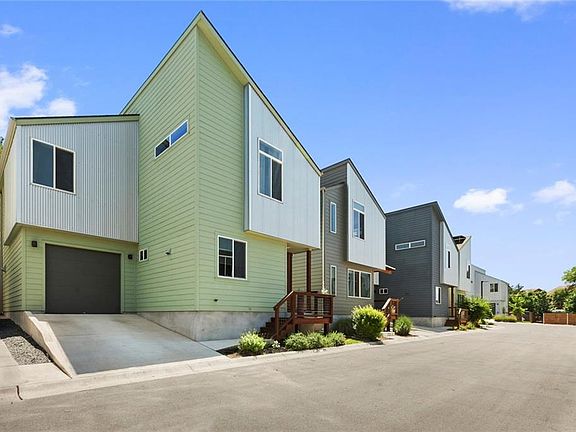 3rd image of 705 N Bluff Dr Unit 7