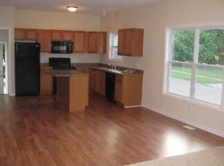 1416 E 19th St, Des Moines, IA 50316