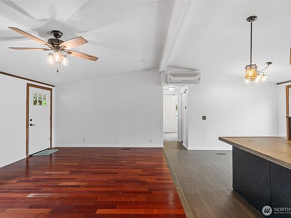 5th image of 412 E Kennaston Avenue