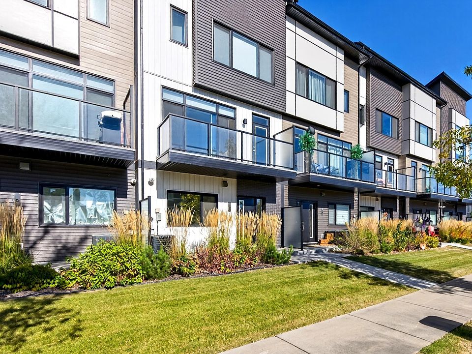 1st image of 50 Ebony Blvd #8