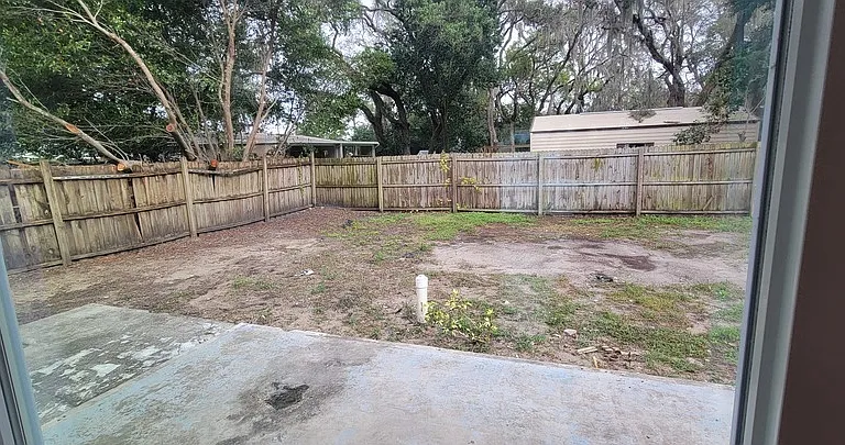6430 Polk St — Photo 17
