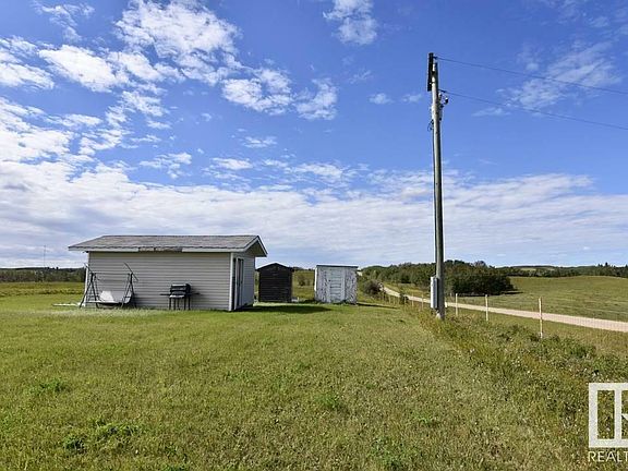 5th image of 8401 Township Road 572