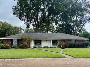 101 N Meadow Rd, Natchez, MS 39120