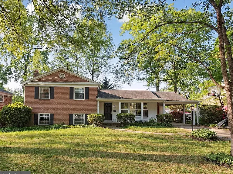 6704 Buttermere Ln — Photo 1