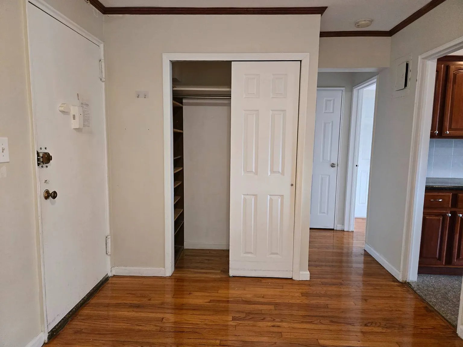 1 bed, 1.0 bath, 850 sqft, $2,250 — Photo 3