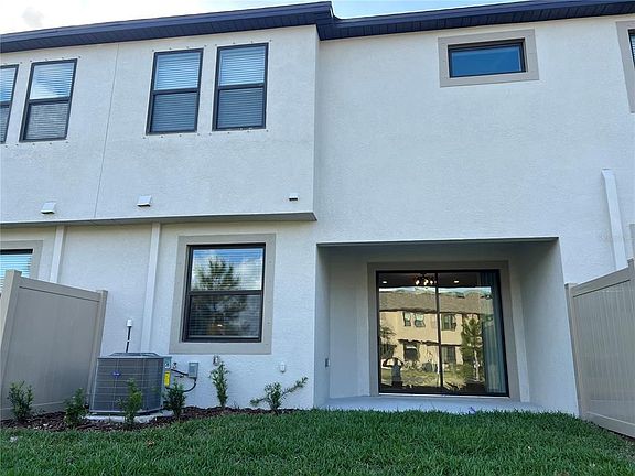 3rd image of 5079 San Martino Dr