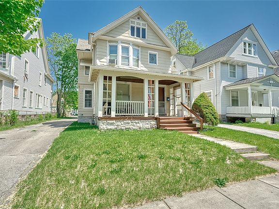 3rd image of 126 Wellington Ave