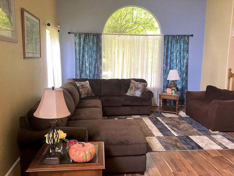 2nd image of 3812 Chapparal Dr