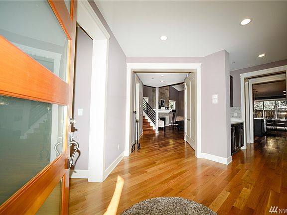 2nd image of 11330 106th Ave NE
